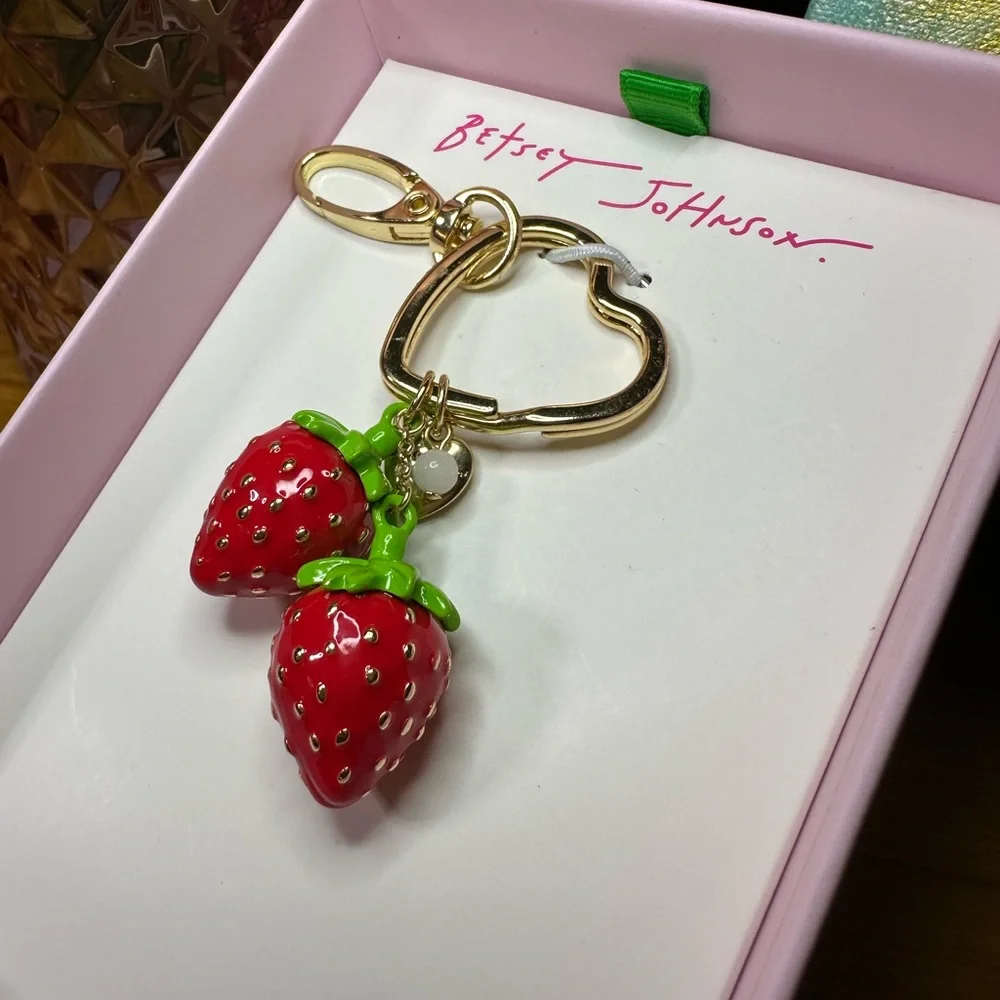 Betsey Johnson Strawberry Bag Charm/Key Chain 🍓 - Picture 2 of 9